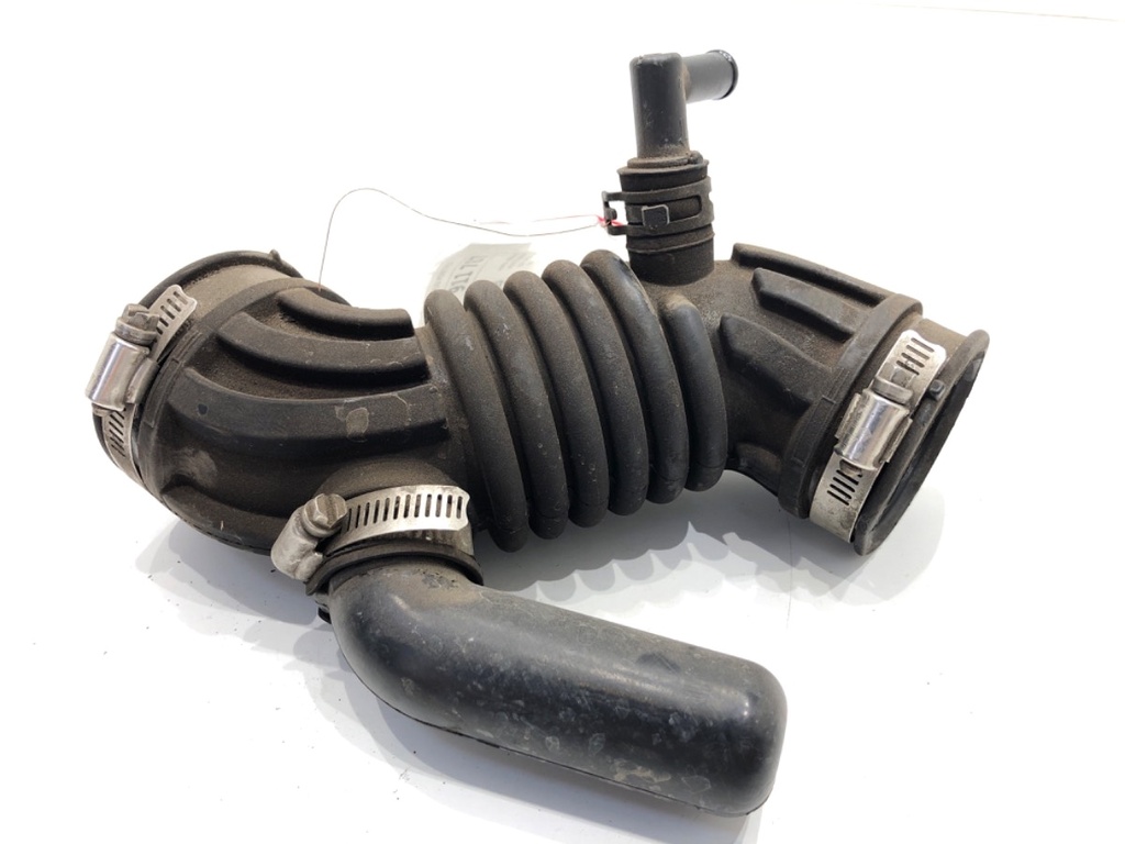 [STARK-911787] Filtro de aire Nissan Qashqai / Qashqai +2 I (J10, NJ10, JJ10E) 2006-2014