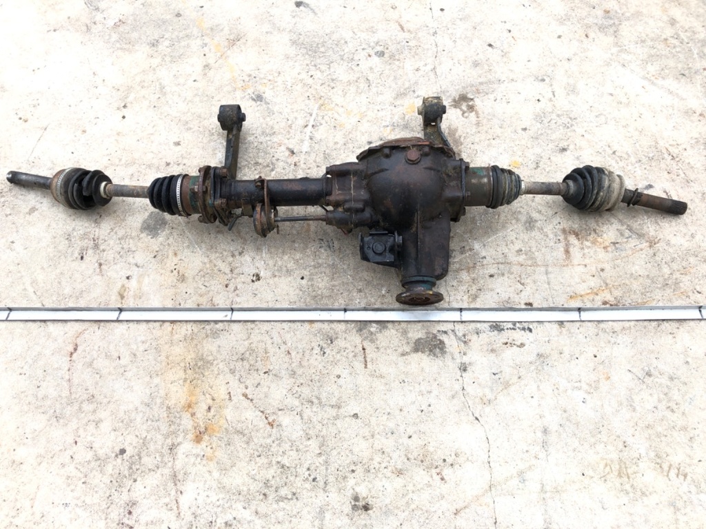[STARK-773531] Diferencial delantero Mitsubishi Pajero II (V3_W, V2_W, V4_W) 2.5 TD 4WD 1990-2001