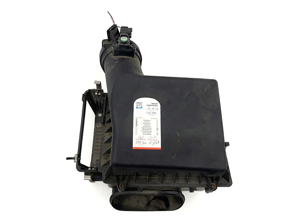 [STARK-924290] Caja de filtro de aire Mercedes-Benz CLA Shooting Brake (X117) 2015-2019