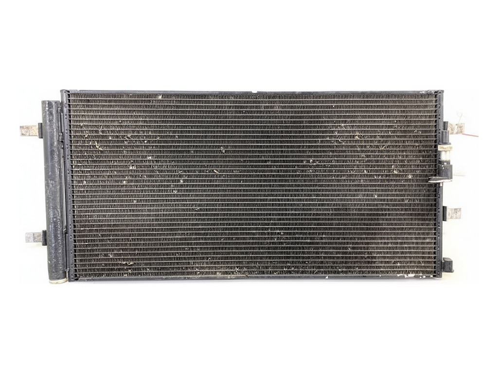 [STARK-924737] Radiador de aire acondicionado AUDI A4 B8 (8K2) 1.8 TFSI 125 kW 2011-2015