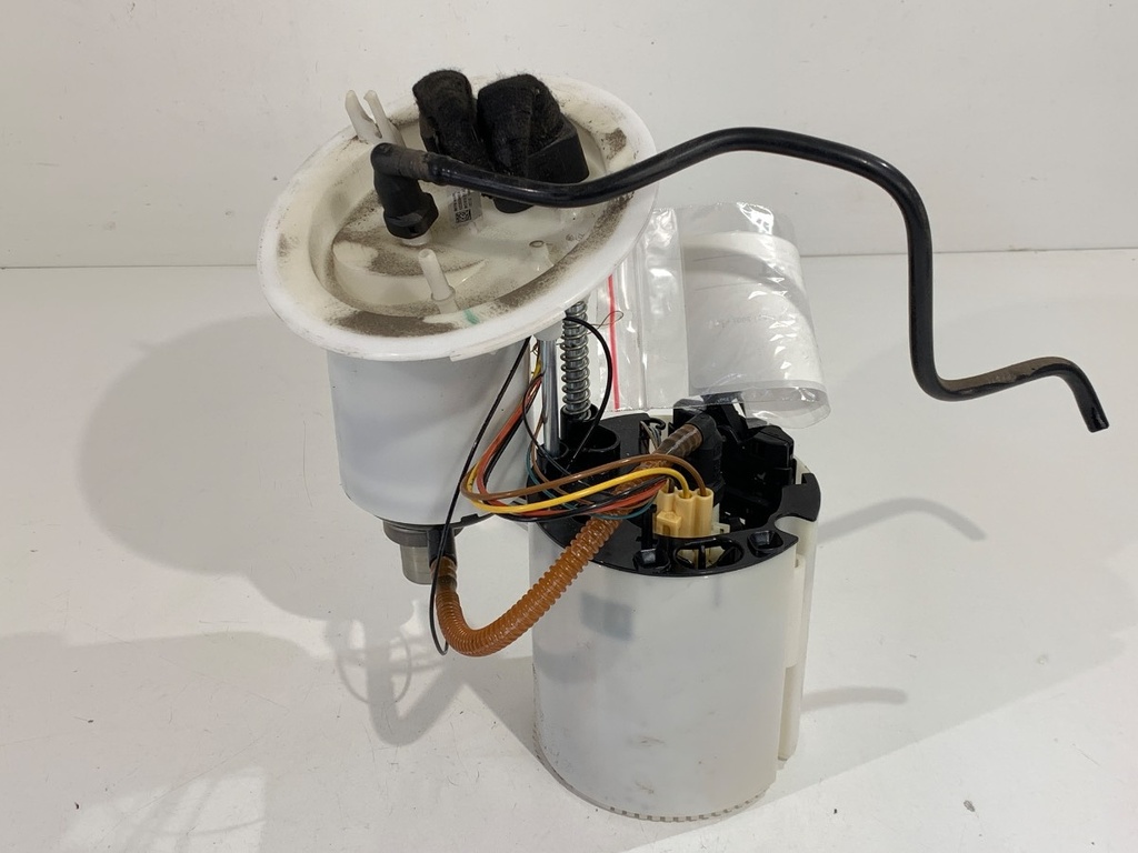 [STARK-924731] Bomba de combustible AUDI A4 B8 (8K2) 1.8 TFSI 125 kW 2011-2015