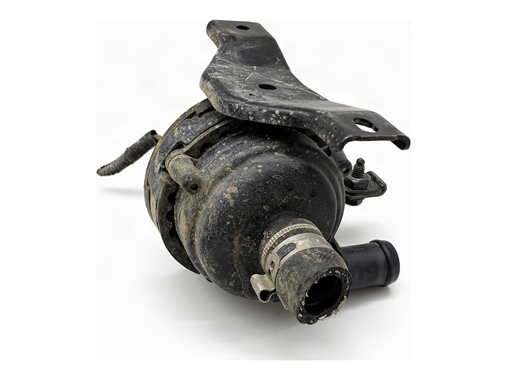 [STARK-925935] Bomba de agua adicional Alfa Romeo Giulia (952) 2.0 Q4 206 kW 280 CV 2016-2022