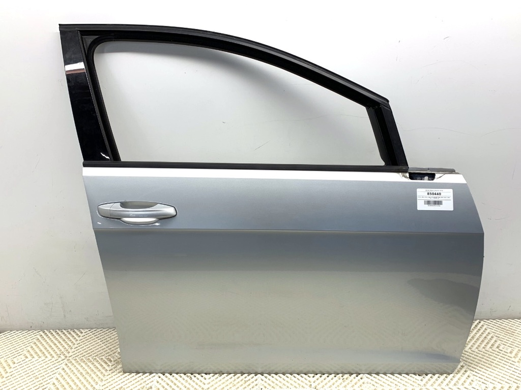 [STARK-850440] Puerta delantera derecha VW Golf VII Variant 2.0 TDI 110 kW