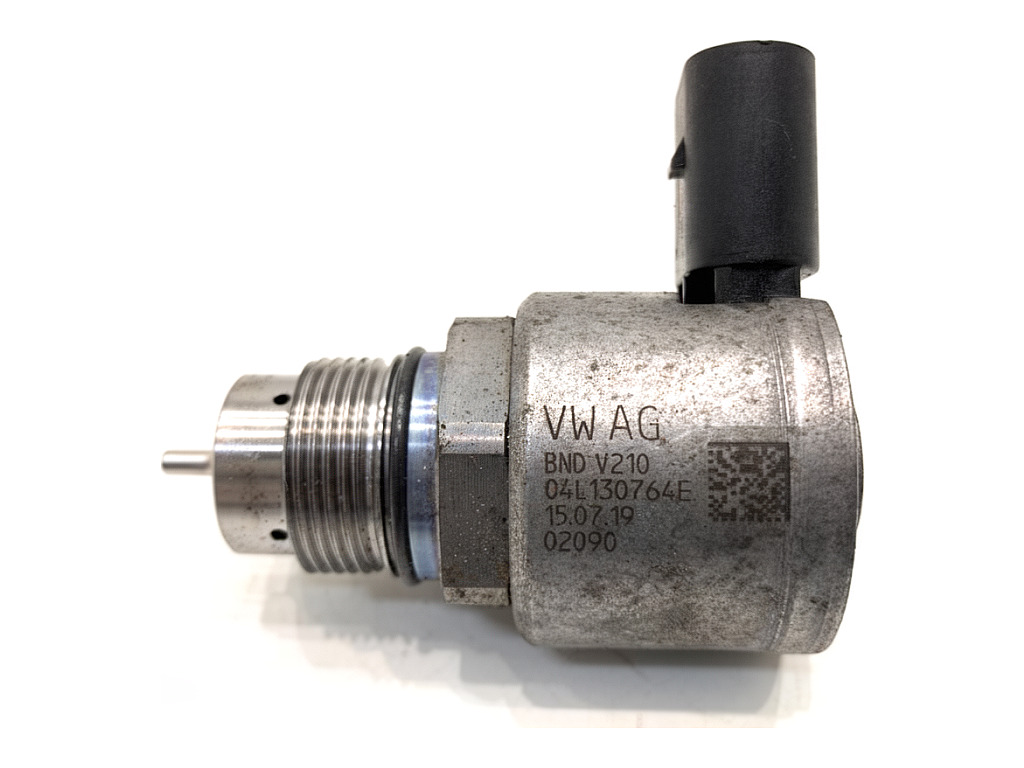[STARK-927864] Regulador de presión de combustible VW Passat B8 Variant 2.0 TDI 110 kW