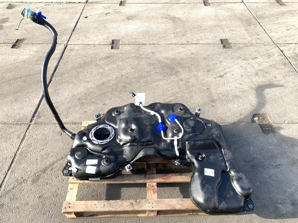 [STARK-795043] Depósito de combustible MERCEDES-BENZ GLE (V167) 2018 -