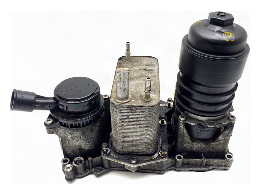 [STARK-933936] Base de filtro de aceite Land Rover Range Rover Sport I (L320) 3.6 D 4x4 200 kW