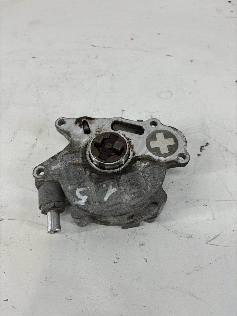 [MTD-440208] Bomba de vacío 03L145100 para Skoda Audi Seat VW 1.6 TDI CAYC CAY