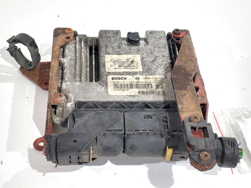 [STARK-864452] Unidad de control del motor IVECO Daily III Autobus 1999-2006