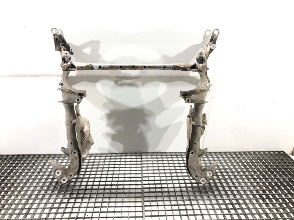 [STARK-688252] Barra de soporte de motor AUDI Q5 (8RB) 2008-2017