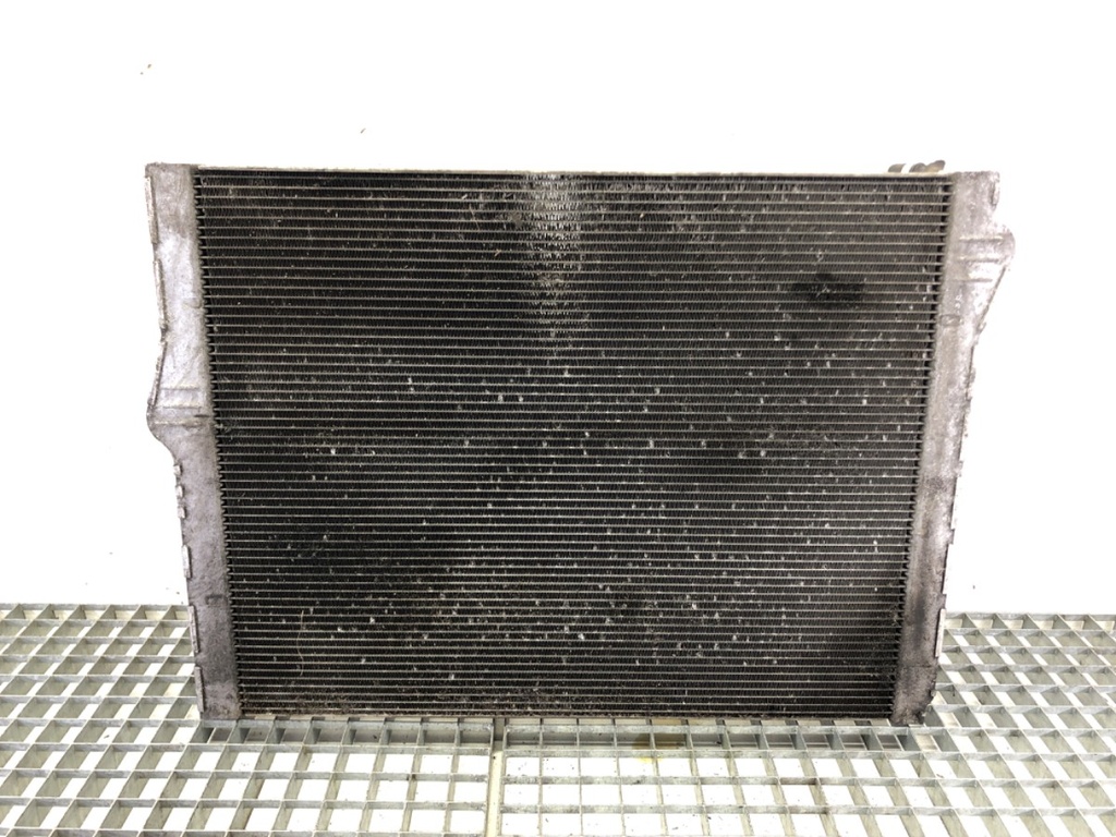 [STARK-570440] Radiador de agua BMW Serie 7 (F01, F02, F03, F04) 2008-2015 750i 300kW 408CV