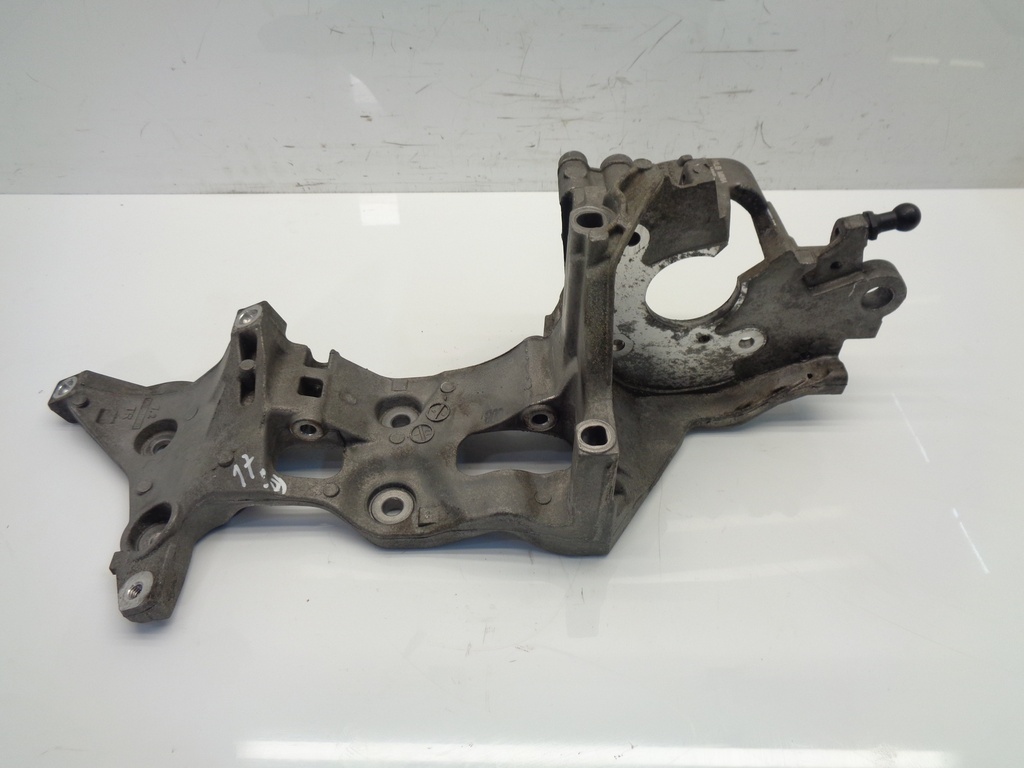 [MTD-377142] Soporte de alternador para Seat Leon, Skoda Octavia, VW Golf 2.0 TDI CRMB CRM 04L903143D