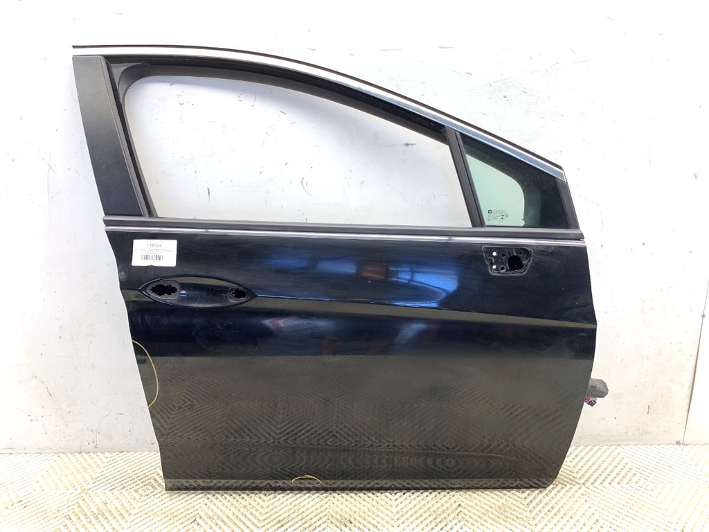 [STARK-738924] Puerta delantera derecha OPEL ASTRA K Sports Tourer (B16) 2015-2022