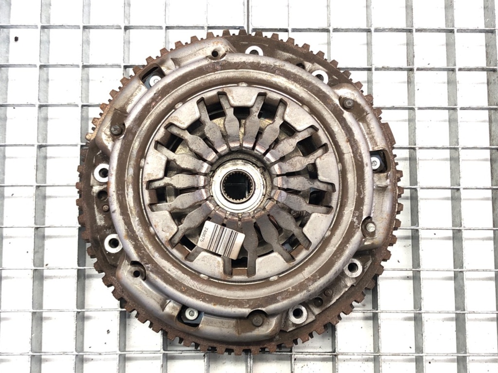 [STARK-563742] Embrague Renault Clio III (BR0/1, CR0/1) 1.2 16V 55 kW 2005-2014