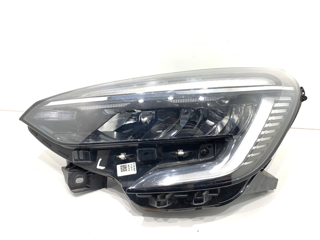 [STARK-787171] Faros delanteros izquierdos Renault Clio V (B7_) 1.0 TCe 100 74 kW 2019-2022