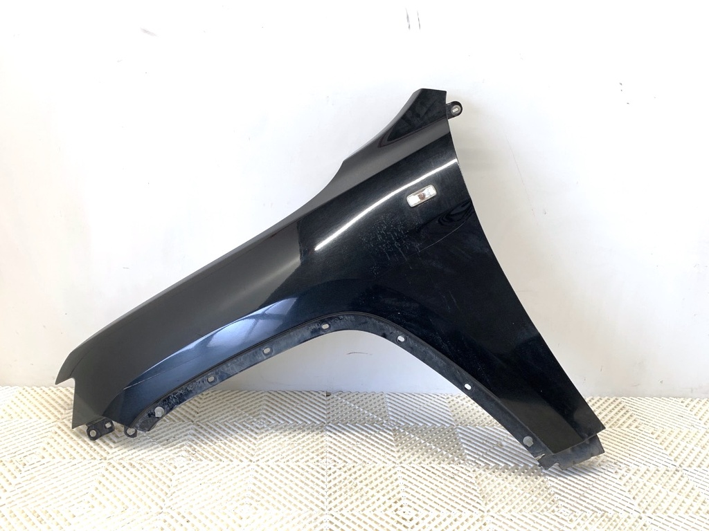 [STARK-881505] Aleta delantera izquierda JEEP Grand Cherokee IV (WK, WK2) 2010-2022