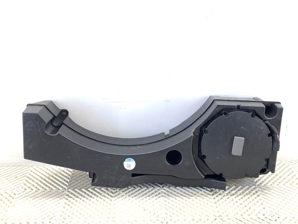 [STARK-832472] Subwoofer Audi Q8 (4MN) 2018-2022 4M8035621A