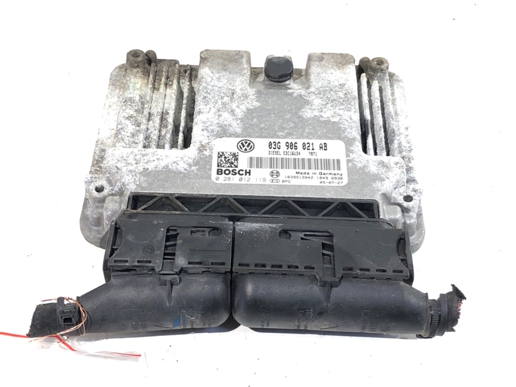 [STARK-792544] Unidad de control del motor VW Passat B6 (3C2) 2.0 TDI 103 kW 140 CV 2005-2010
