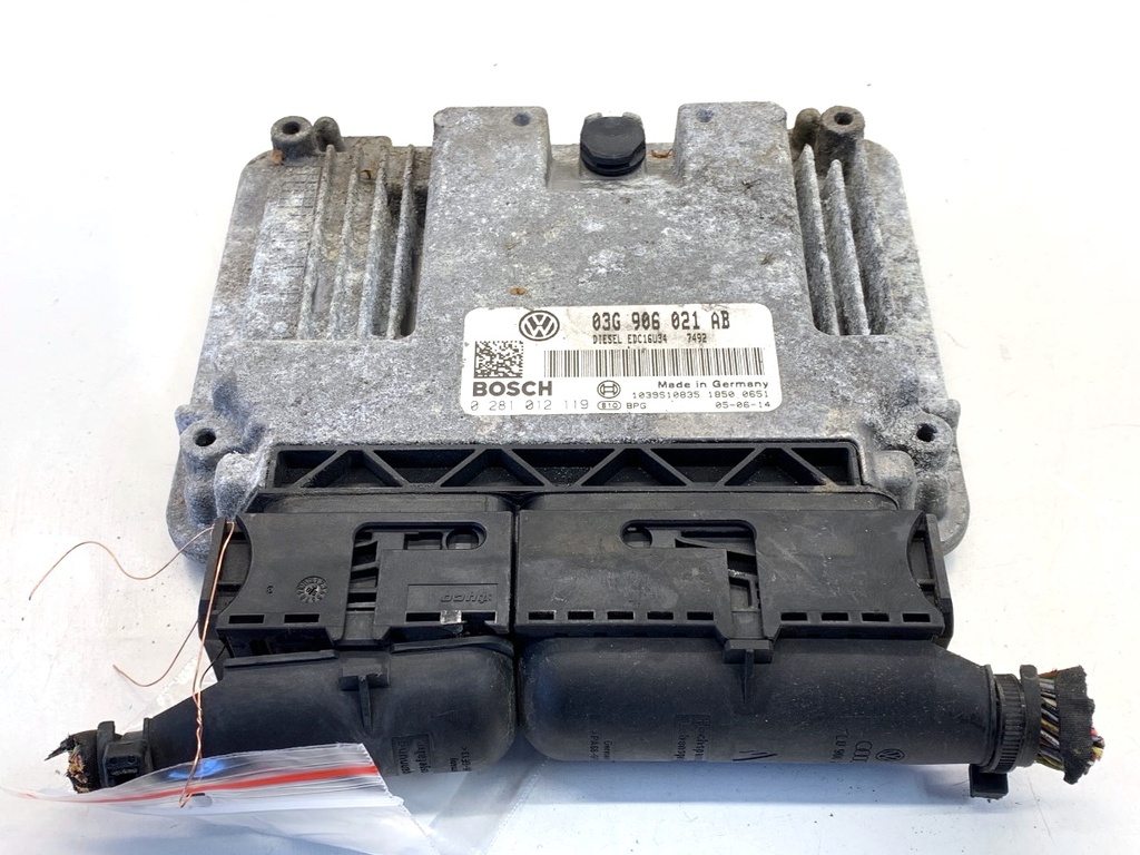 [STARK-845892] Centralita motor VW Passat B6 Variant (3C5) 2.0 TDI 103 kW 2005-2009
