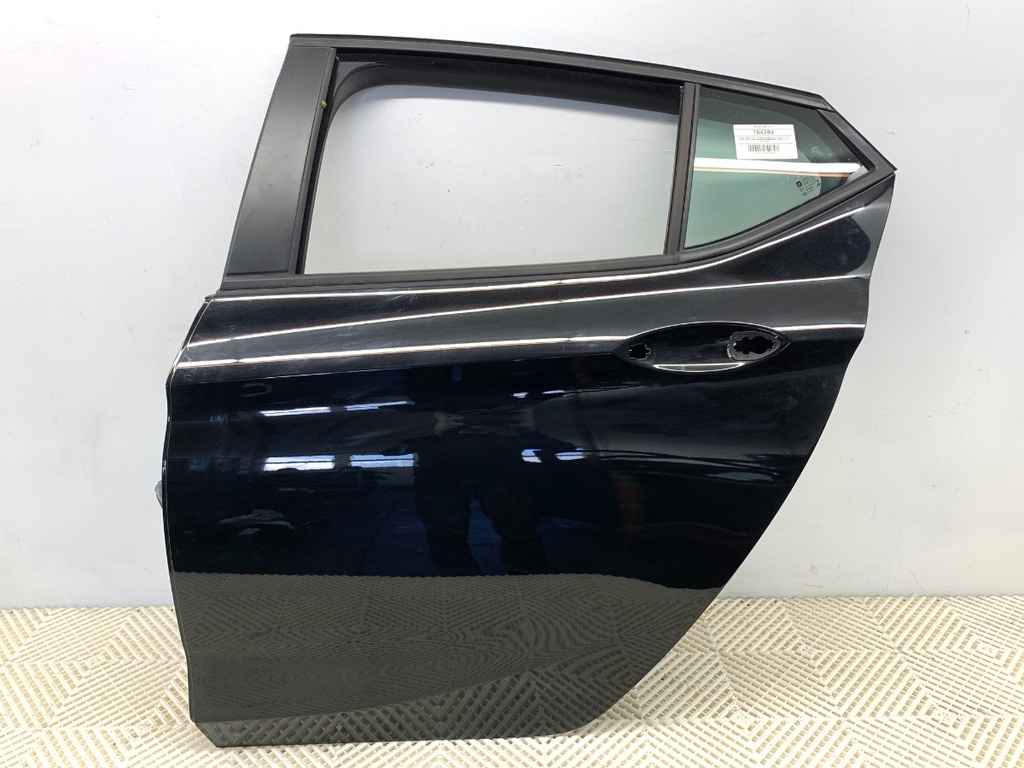 [STARK-784284] Puerta trasera izquierda OPEL ASTRA K (B16) 1.4 Turbo 110 kW 2015-2022
