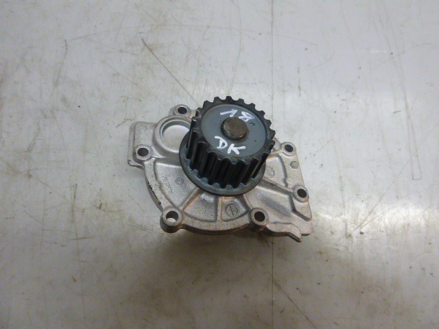 [MTD-143631] Bomba de agua Volvo XC70 II XC60 S60 II V60 2.4 Diesel D5244T15 31293456