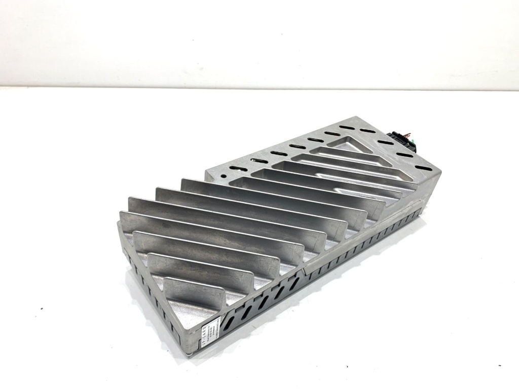 [STARK-874292] Amplificador BMW Serie 5 (F10) 2009-2016