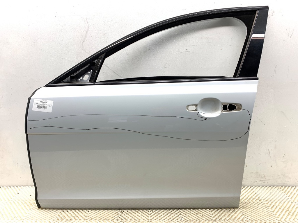 [STARK-787609] Puerta delantera izquierda JAGUAR XF II (X260) 2015-2022