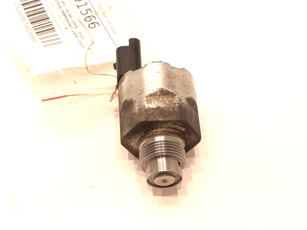 [STARK-591566] Regulador de presión de combustible JAGUAR XF I (X250) 2.7 D 152 kW 2008-2015