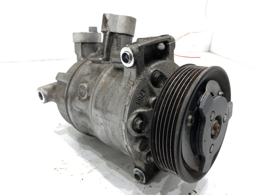 [STARK-752642] Compresor de aire acondicionado SKODA FABIA III (NJ3) 1.0 55 kW 2014-2022