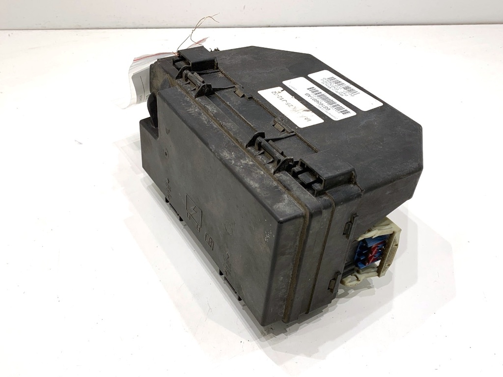 [STARK-881539] Caja de fusibles JEEP GRAND CHEROKEE IV (WK, WK2) 3.0 CRD V6 4x4 2011-2022