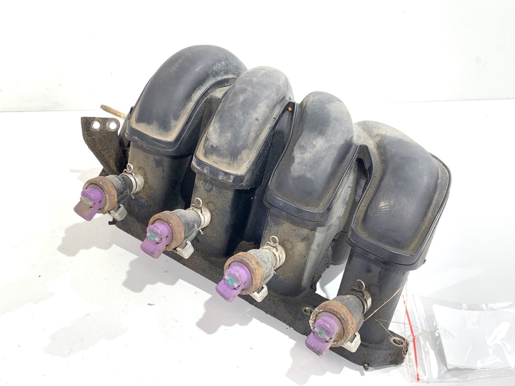 [STARK-858460] Colector de admisión Toyota Avensis (_T25_) 1.8 (ZZT251_) 95 kW 2003-2008