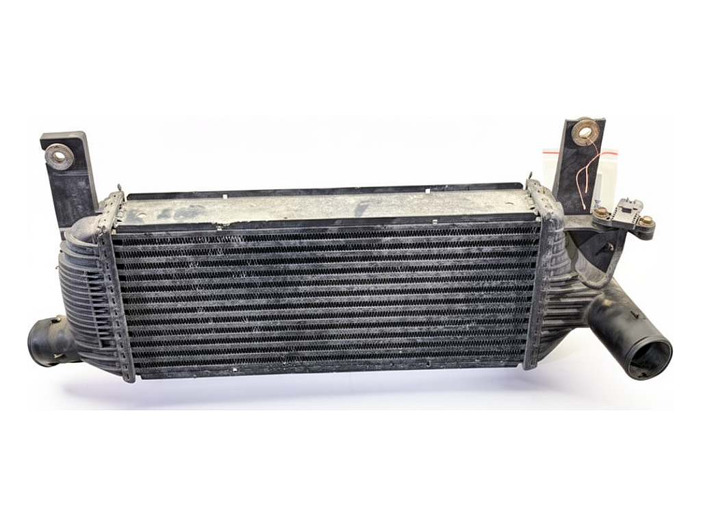 [STARK-933554] Intercooler Nissan Pathfinder III (R51) 2.5 dCi 4WD 2005-2022