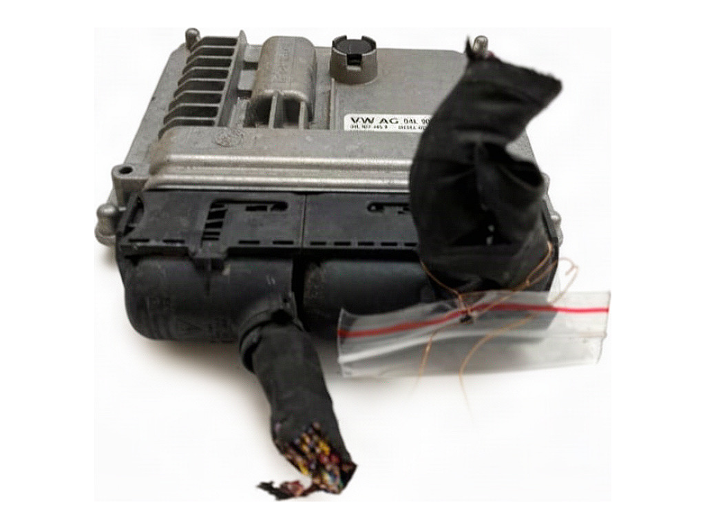 [STARK-935563] Unidad de control del motor VW Golf VII Variant 1.6 TDI 04L907445B