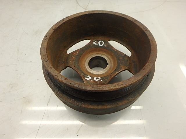 [MTD-113884] Polea Mercedes Benz W124 A124 C124 S124 E200 2.0 111.940 1110300303