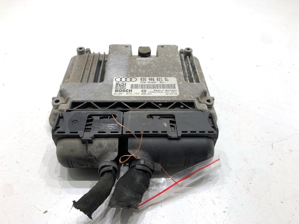 [STARK-888007] Unidad de control del motor Audi A3 (8P1) 2.0 TDI 100 kW 2003-2013