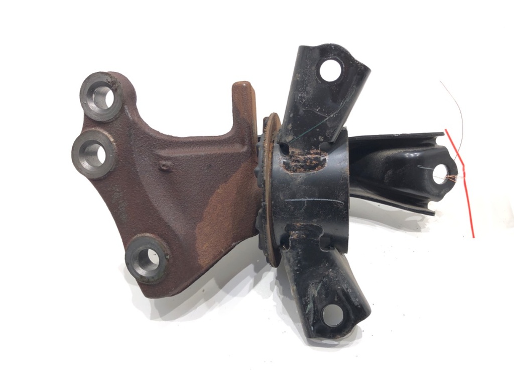 [STARK-650008] Soporte de motor izquierdo Mitsubishi Mirage / Space Star VI (A0_A) 1.2 59 kW 2012-2022