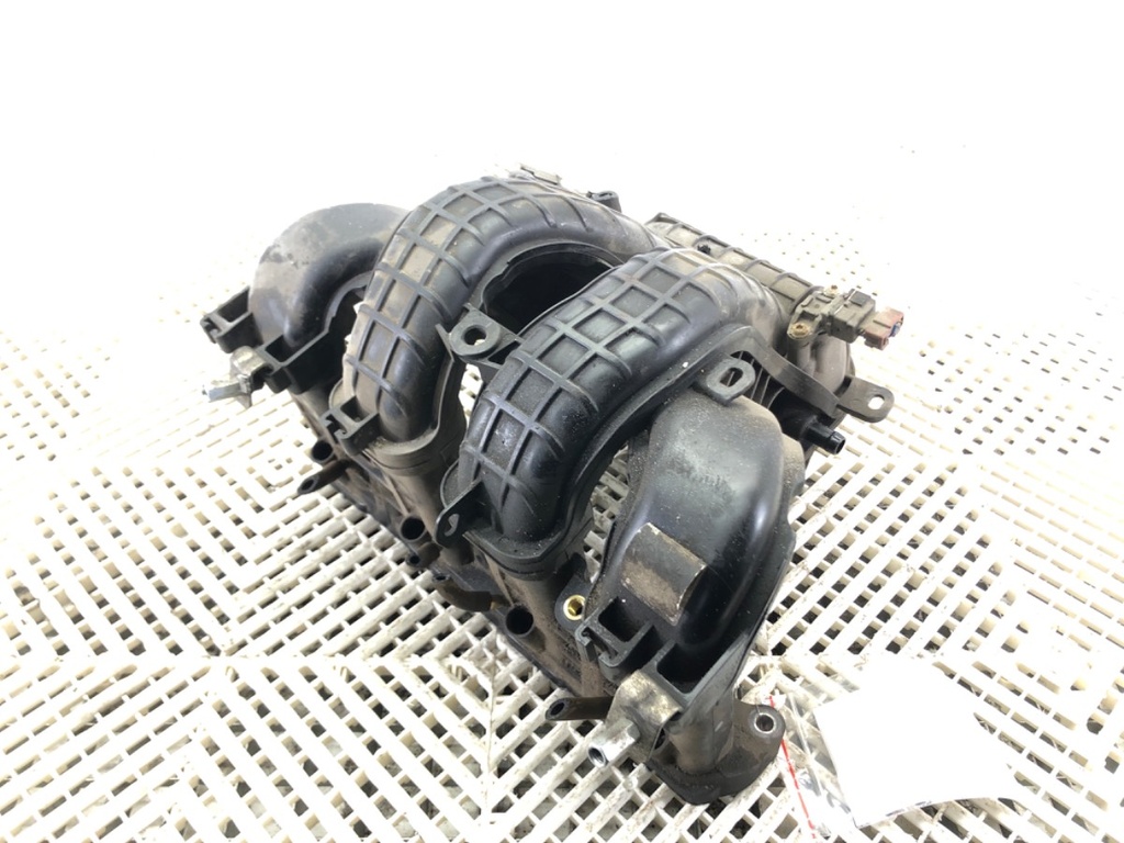 [STARK-664183] Colector de admisión Mitsubishi Outlander II (CW_W) 2.4 4WD 125 kW 170 CV 2007-2012