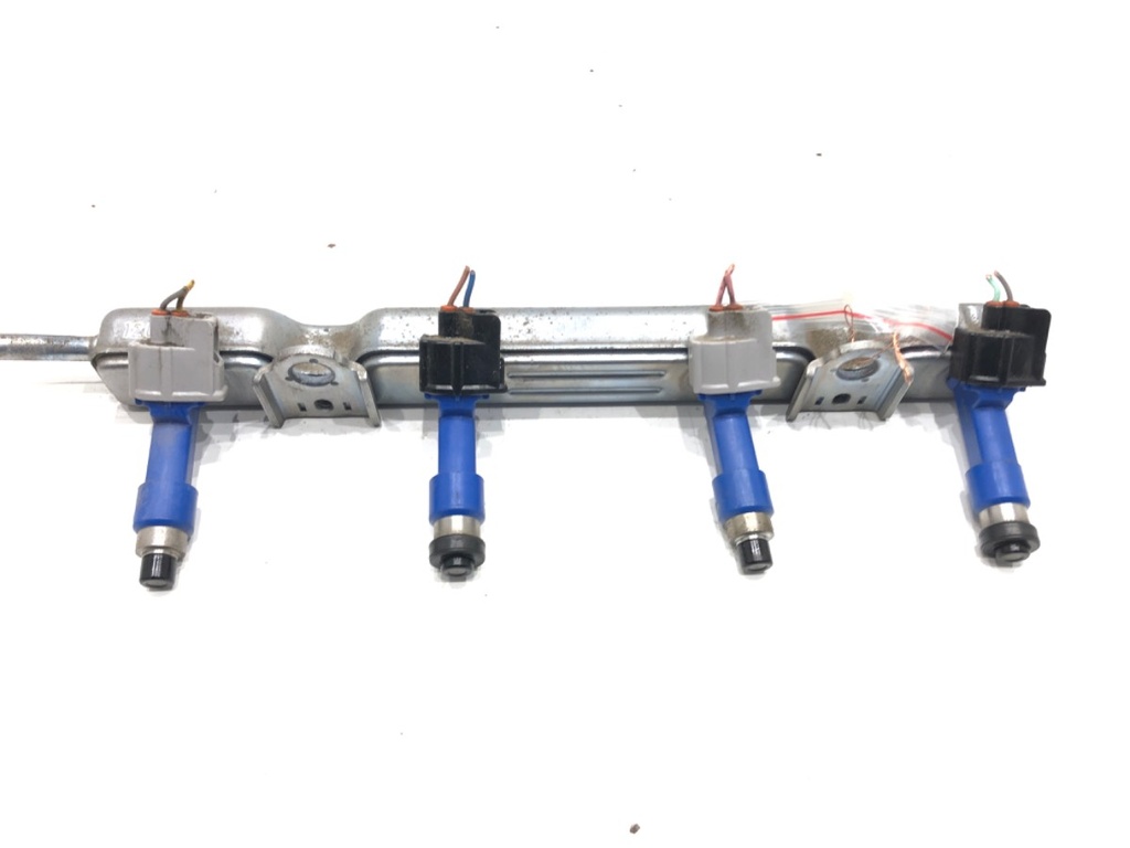 [STARK-692830] Riel de combustible Toyota Yaris (_P13_) 1.5 Hybrid (NHP130_) 2010-2022
