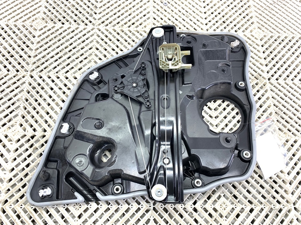 [STARK-708730] Elevador de ventana trasero izquierdo BMW Serie 3 Touring (G21, G81) 2019-2022