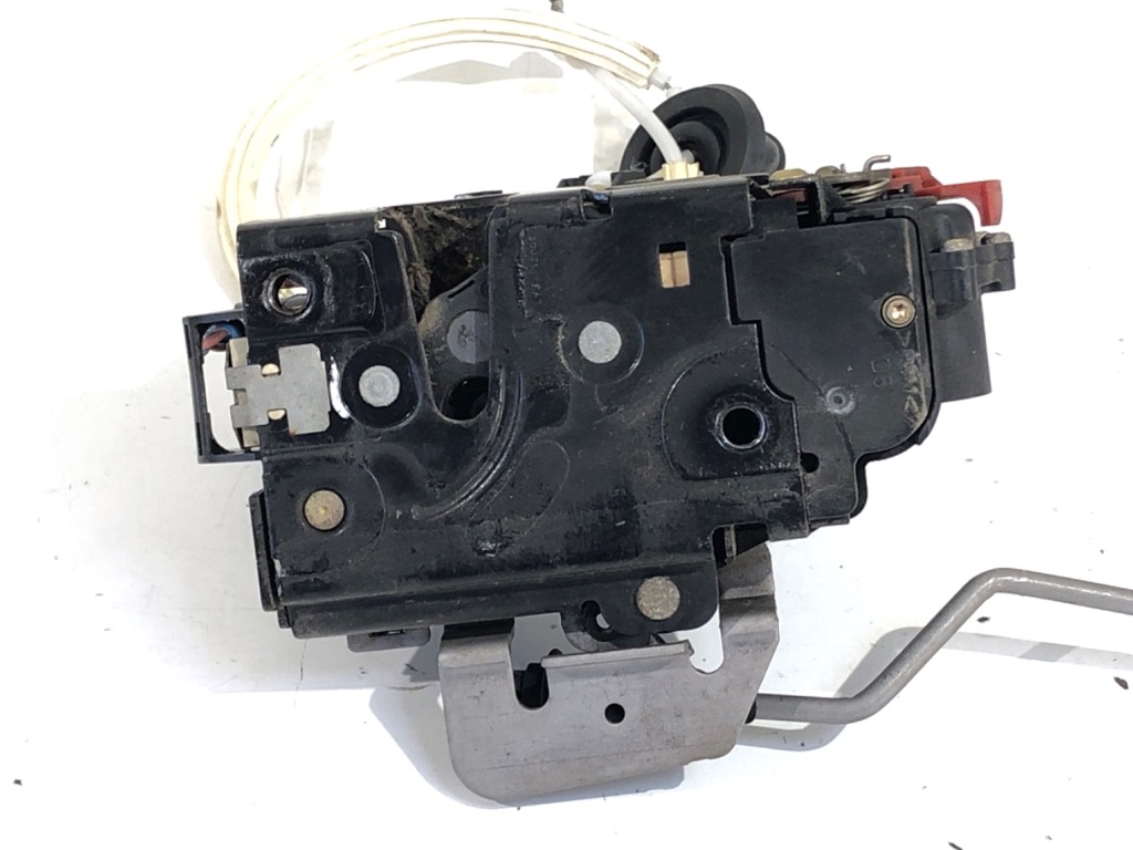 [STARK-745787] Cerradura de puerta delantera derecha AUDI A2 (8Z0) 2000-2005