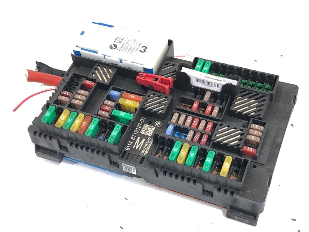 [STARK-757104] Caja de fusibles BMW Serie 5 (G30, F90) 2016-2022