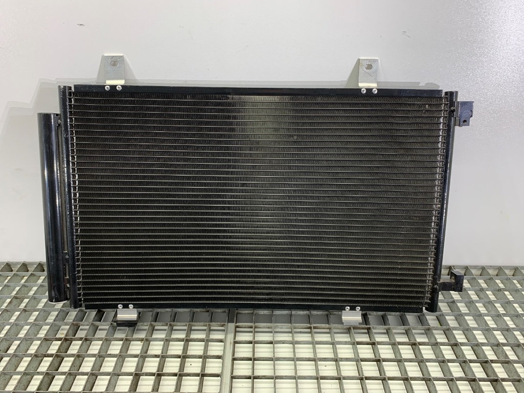 [STARK-778971] Radiador de aire acondicionado SUZUKI SX4 (EY, GY) 2006-2022 1.6 VVT 4x4