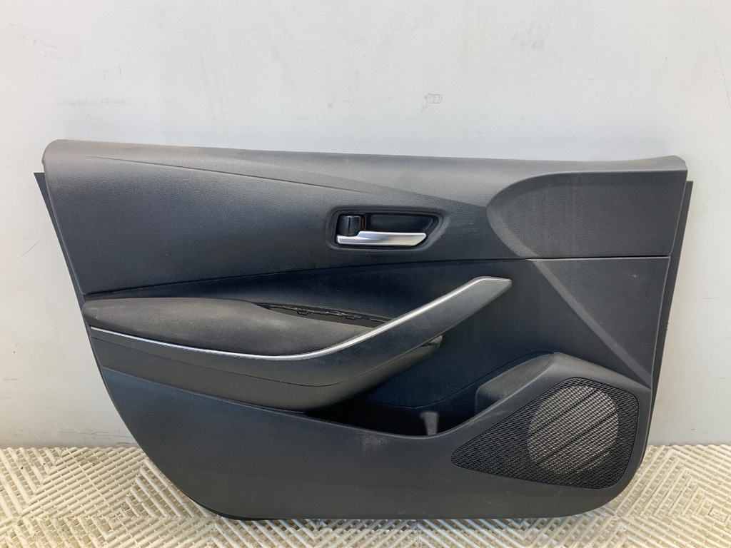 [STARK-887381] Panel de puerta delantero izquierdo Toyota Corolla sedán (_E21_) 2019-2022