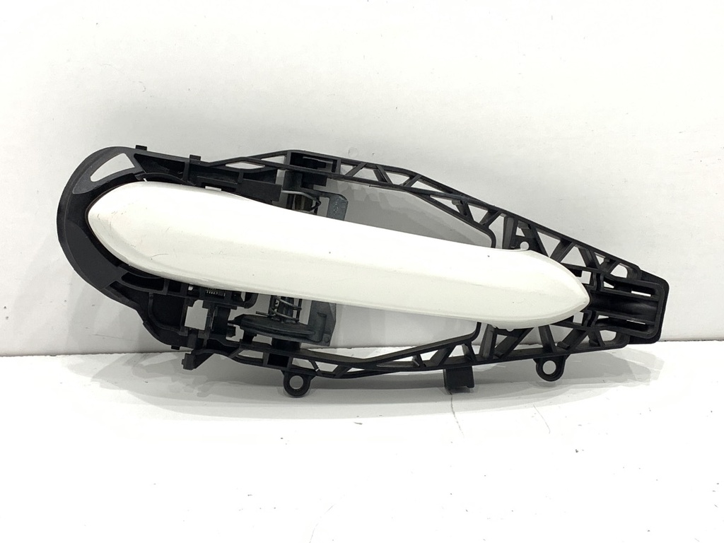 [STARK-757031] Manilla exterior de puerta derecha delantera BMW Serie 5 (G30, F90) 2016-2022
