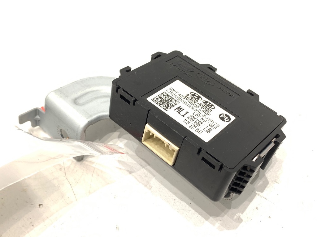 [STARK-690111] Módulo de luz HYUNDAI TUCSON (NX4E, NX4A) 1.6 T-GDi 110 kW 2020-2022