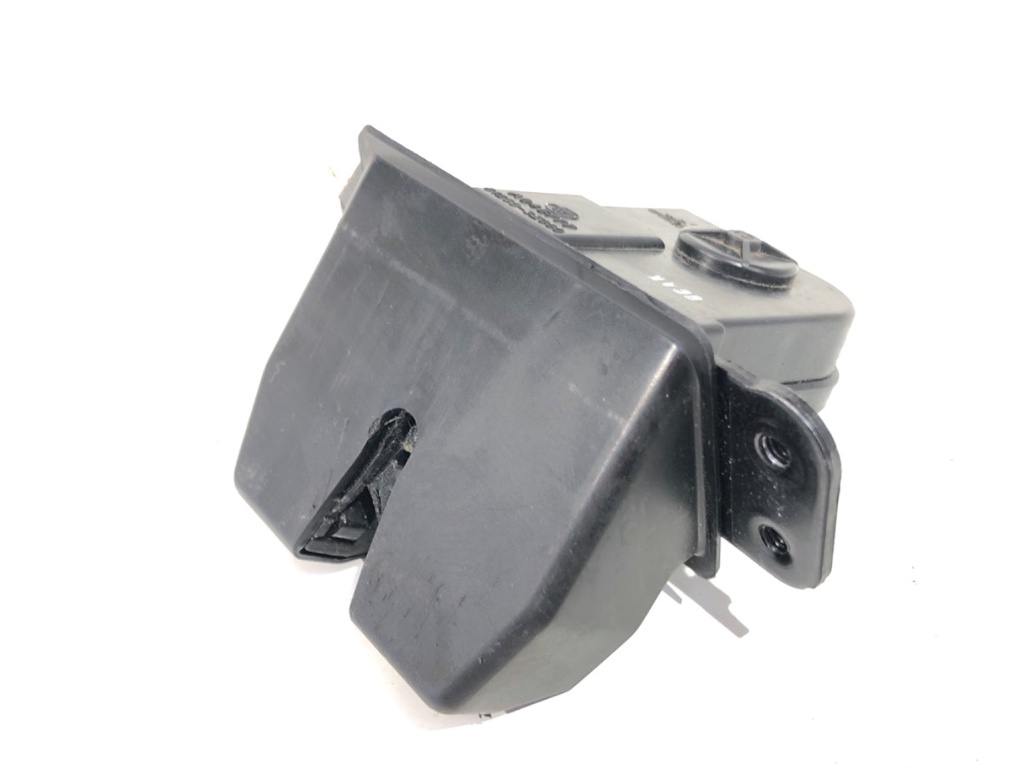 [STARK-714011] Cierre de portón trasero HYUNDAI i40 I CW (VF) 2011-2022