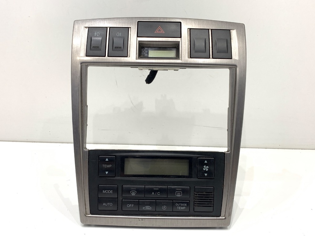 [STARK-726809] Panel de control de climatización HYUNDAI COUPE II (GK) 2.0 GLS 105 kW 2003-2009