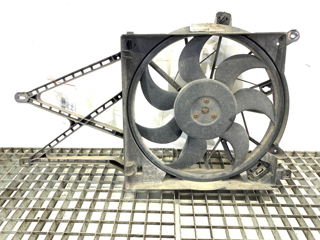 [STARK-745273] Ventilador de radiador OPEL ASTRA H GTC (A04) 1.4 (L08) 66 kW 2005-2010