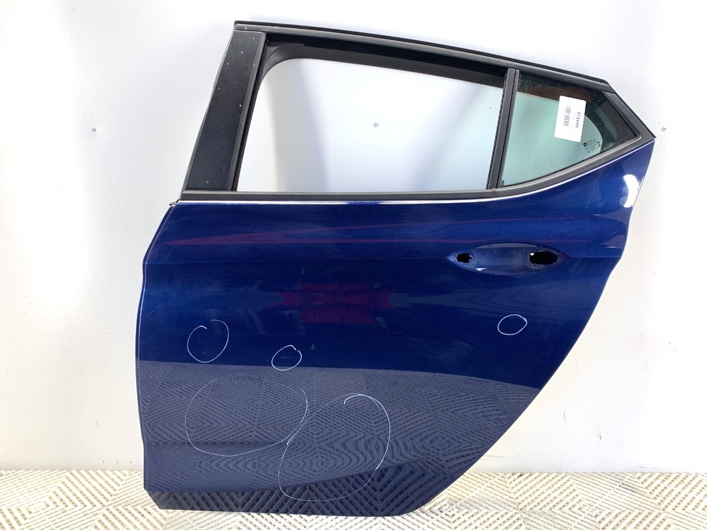 [STARK-825690] Puerta trasera izquierda OPEL ASTRA K (B16) 2015-2022