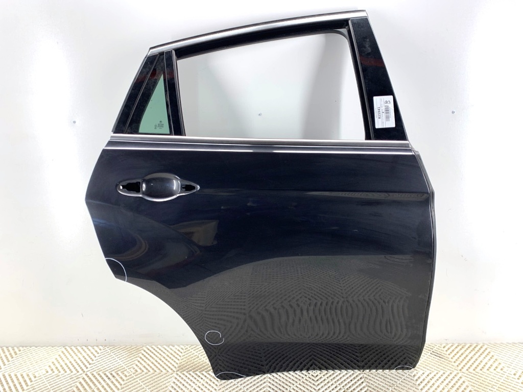 [STARK-825941] Puerta trasera derecha BMW X6 (F16, F86) 2014-2019