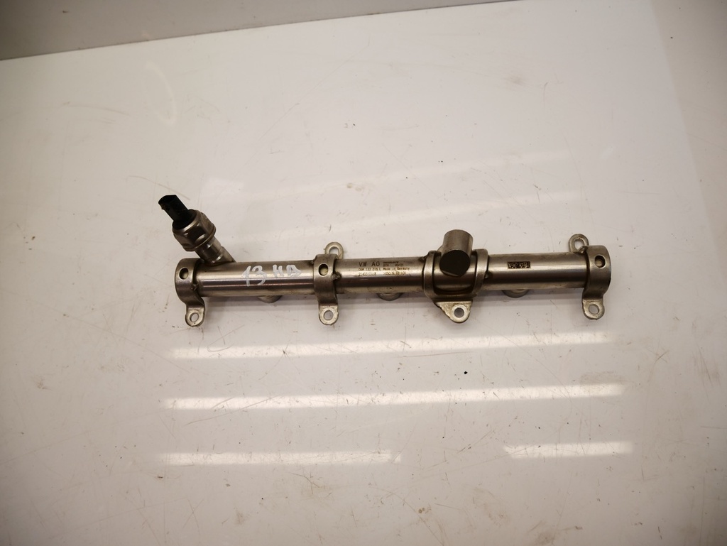 [MTD-475522] Colector de inyección Audi A4 S4 A5 S5 Q5 SQ5 3.0 TFSI quattro CWGD CWG 06M133316L